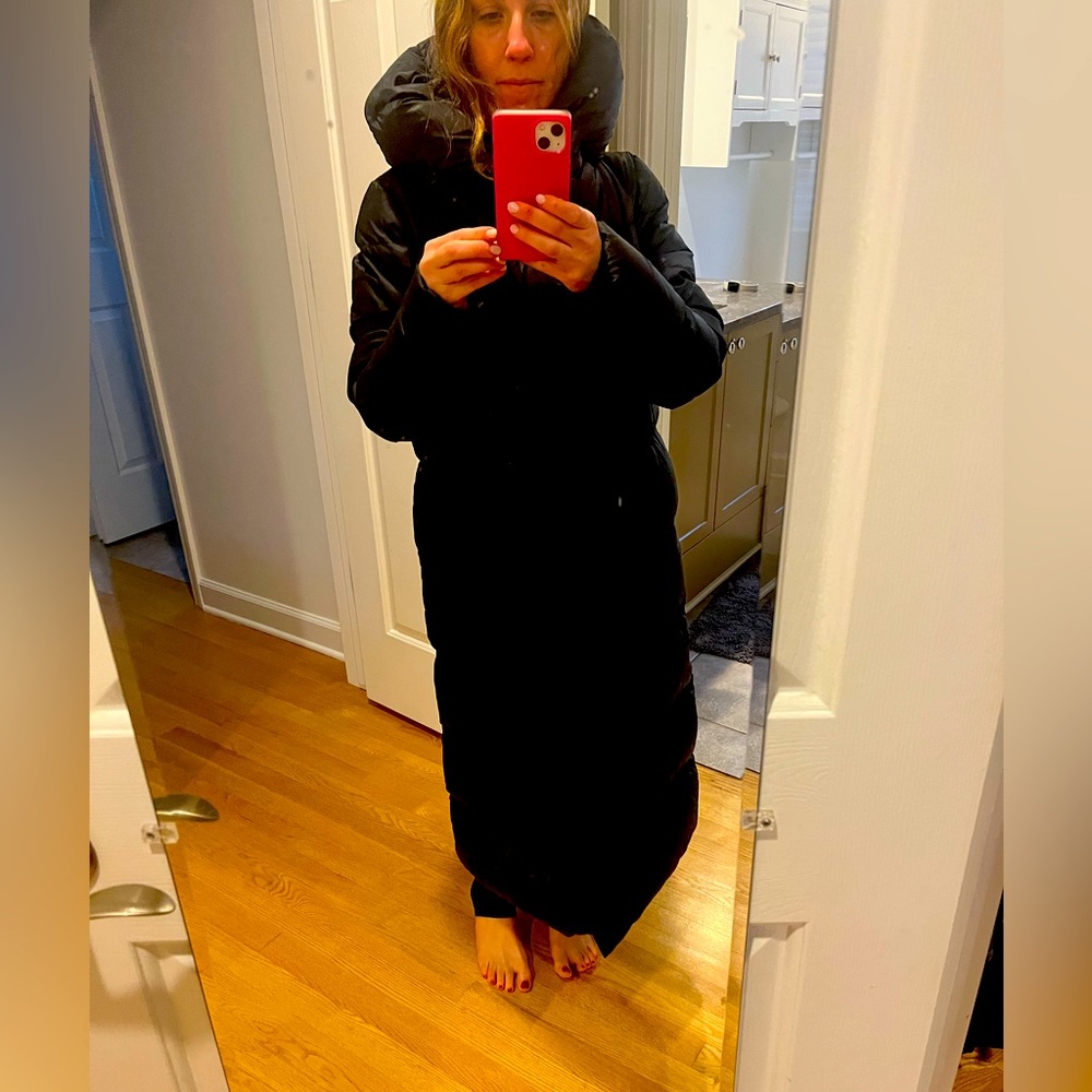 Lululemon Women’s Wunder Puff Long Jacket size 8
